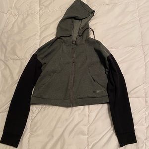 Gymshark Zip Up Cropped Sweatshirt